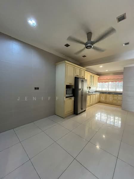 Rumah Teres 2-Tingkat untuk Dijual di Kampung Batu Belah (Klang) - Jeniffer P'ng - Kitchen - PropertyGuru.com.my