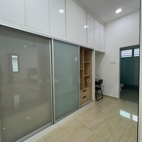 Rumah Kluster untuk Disewa di Mutiara Rini (Skudai) - Jin Teok - Bedroom - PropertyGuru.com.my