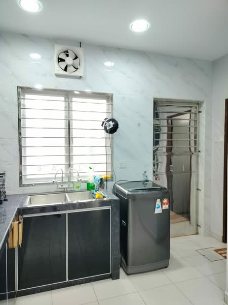 2-storey Terraced House for Sale in Pontian (Johor) - Sally Zi Wei - Kitchen - PropertyGuru.com.my