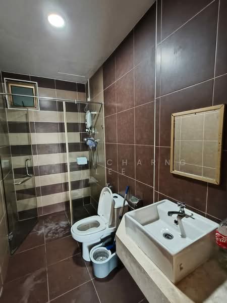 Servis Apartment untuk Disewa di D'Inspire Residence (Inspira Bestari) - Hong Charng Lee - Bathroom - PropertyGuru.com.my