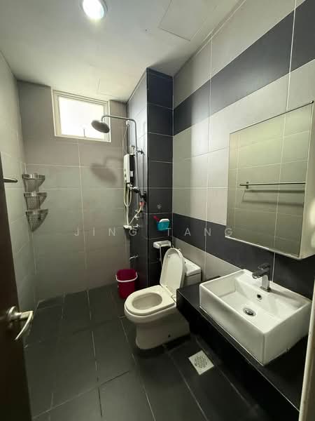 Kondominium untuk Disewa di M Condominium @ Larkin - Jing Tang - Bathroom - PropertyGuru.com.my