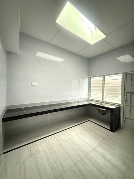 1-storey Terraced House for Sale in Taman Sppk (Ipoh) - Nicole Ling - Kitchen - PropertyGuru.com.my