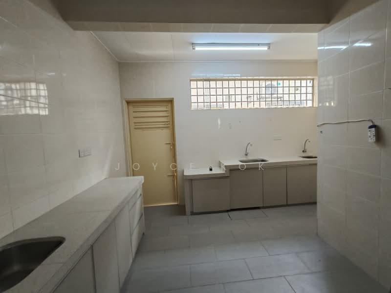 2-storey Terraced House for Sale in Usj 6 (Subang Jaya) - Joyce Kok - Kitchen - PropertyGuru.com.my