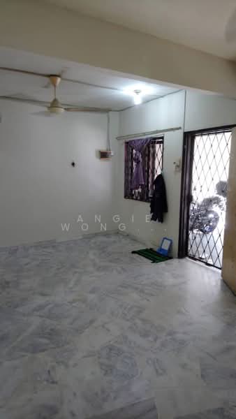 Rumah Teres 2 Tingkat untuk Dijual di Alam Damai (Cheras) - Angie Wong Poh Choo - Interior - PropertyGuru.com.my