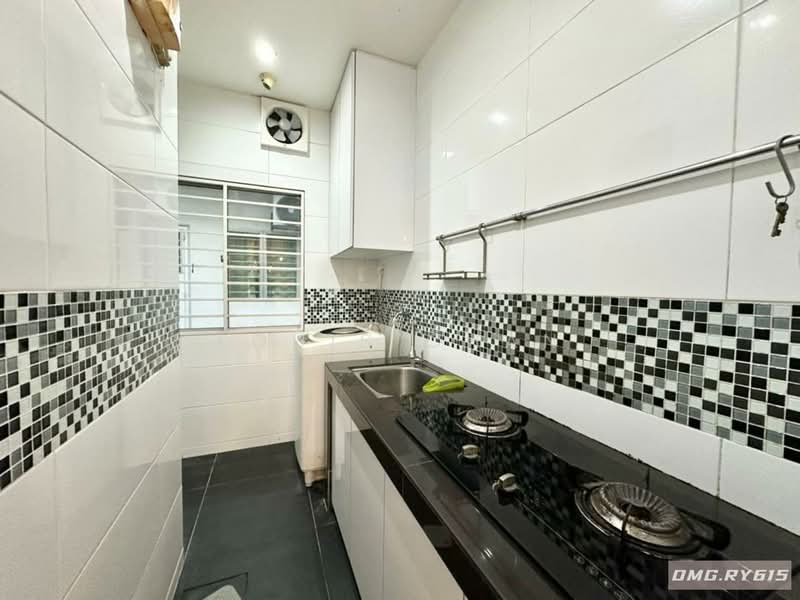 2-storey Terraced House for Sale in Bandar Bukit Raja (Klang) - Louis Chan - Kitchen - PropertyGuru.com.my