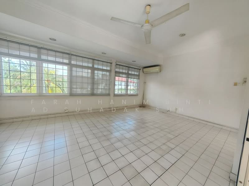 Rumah Banglo untuk Dijual di Taman SA (Bangsar) - FARAH HANIM BINTI AD SUHADAK SUHADAK - Living Room - PropertyGuru.com.my