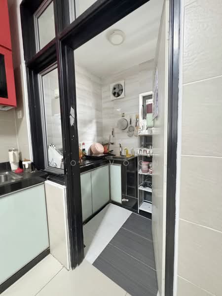 2-storey Terraced House for Sale in Ulu Tiram (Johor) - Zoe Voon - Kitchen - PropertyGuru.com.my
