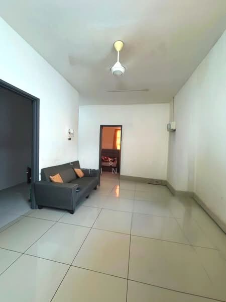 Townhouse for Sale in Taman Semenyih Mewah (Semenyih) - Celestine Ting - Living Room - PropertyGuru.com.my