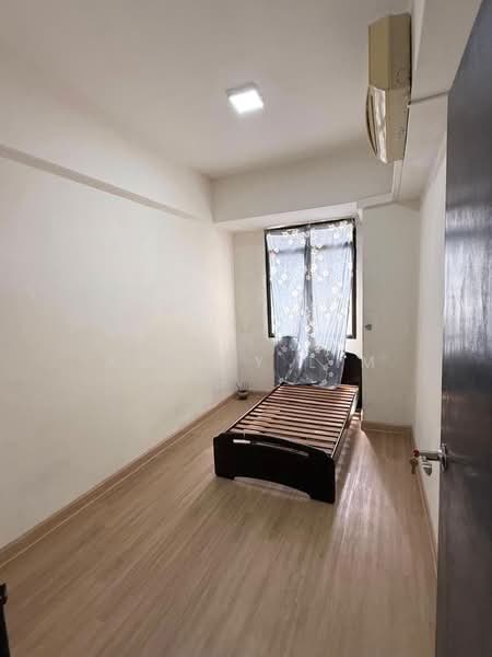 Kondominium untuk Dijual di Midlands Condo - Ashley Lim - Bedroom - PropertyGuru.com.my