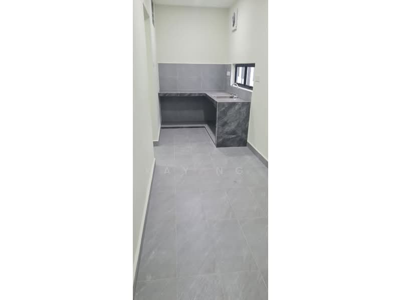 Rumah Teres 1 Tingkat untuk Dijual di Taman Ungku Tun Aminah (Skudai) - Kay Ng - Kitchen - PropertyGuru.com.my
