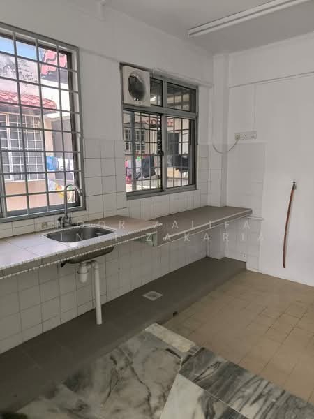 Pangsapuri untuk Disewa di Iris Apartment - Noor Zalifa Binti Zakaria - Kitchen - PropertyGuru.com.my