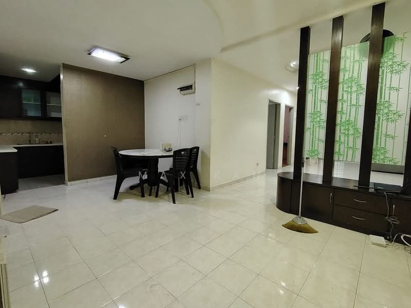 Apartment for Rent at Larkin Indah - Max Kan - Dining Room - PropertyGuru.com.my