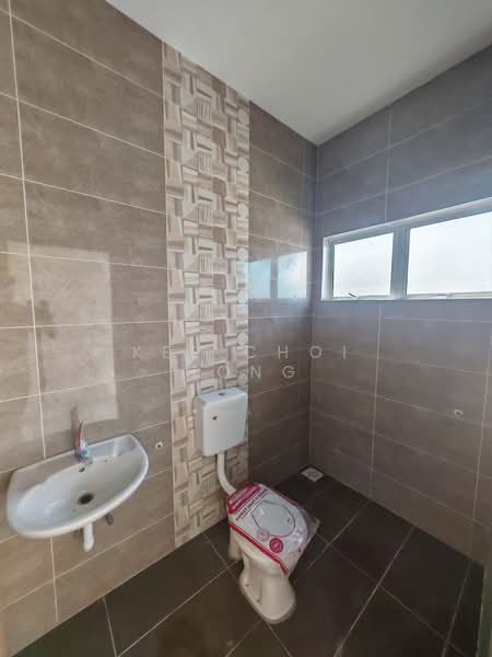 Rumah Teres 2 Tingkat untuk Dijual di Sitiawan (Perak) - Kee Choi Hong - Bathroom - PropertyGuru.com.my