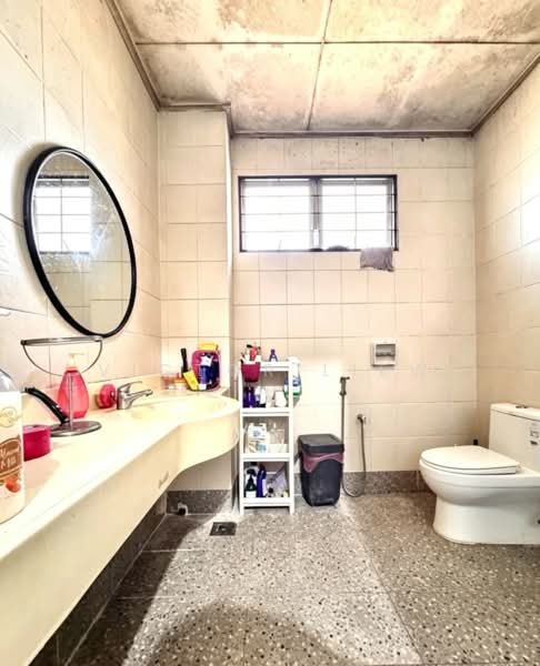 2-storey Terraced House for Sale in Seksyen 5 (Kota Damansara) - Victor Liew - Bathroom - PropertyGuru.com.my