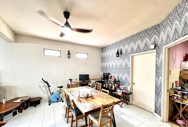 2-storey Terraced House for Sale in Seksyen 5 (Kota Damansara) - Victor Liew - Dining Room - PropertyGuru.com.my