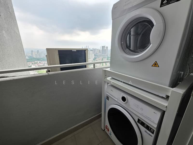 Servis Apartment untuk Disewa di The Era @ Duta North - Leslie Kua - Balcony - PropertyGuru.com.my