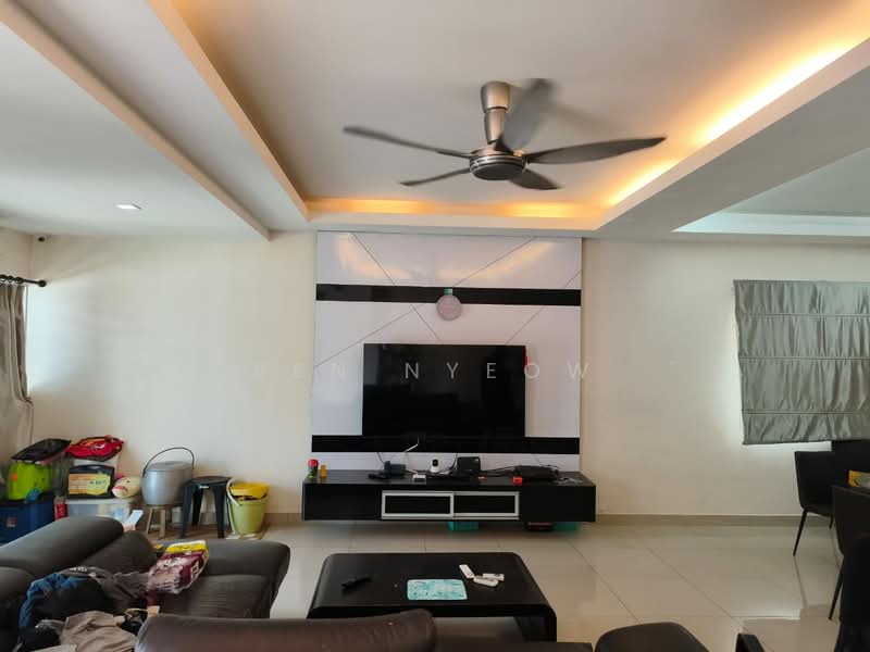 2-storey Terraced House for Sale in Austin (Johor Bahru) - Ben Nyeow - Living Room - PropertyGuru.com.my