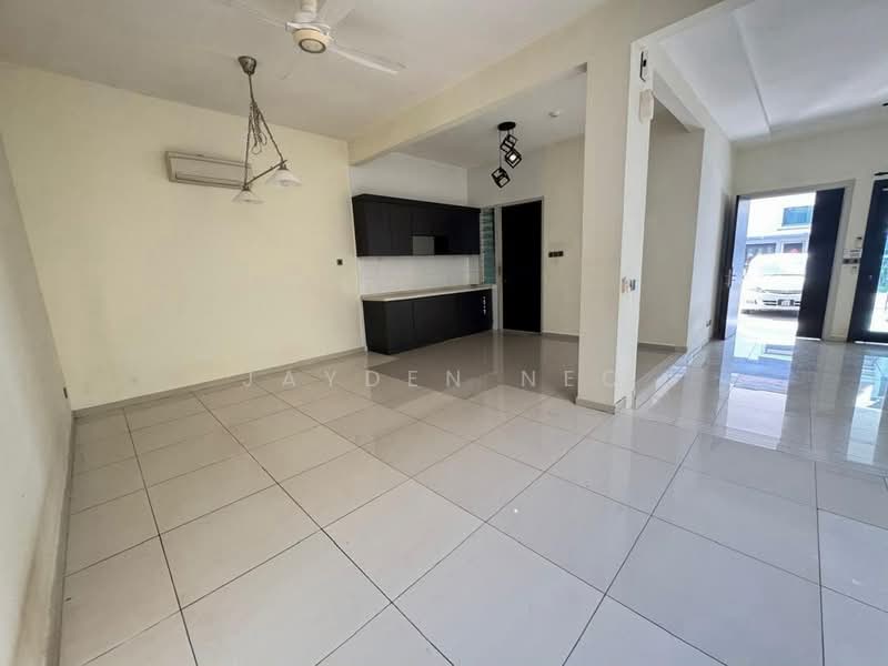 2-storey Terraced House for Sale in East Ledang (Iskandar Puteri (Nusajaya)) - Jayden Neo - Living Room - PropertyGuru.com.my