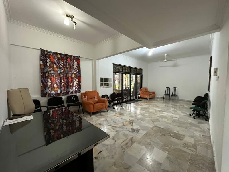 Rumah Banglo untuk Disewa di Taman Bukit Tiram (Ulu Tiram) - James Bong - Living Room - PropertyGuru.com.my