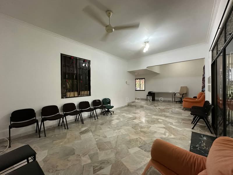Rumah Banglo untuk Disewa di Taman Bukit Tiram (Ulu Tiram) - James Bong - Living Room - PropertyGuru.com.my