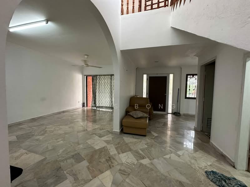 Rumah Banglo untuk Disewa di Taman Bukit Tiram (Ulu Tiram) - James Bong - Living Room - PropertyGuru.com.my