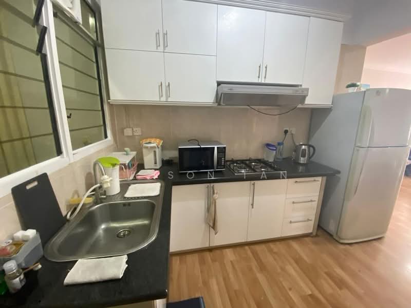 Kondominium untuk Disewa di Gurney Park Condominium - Benson Tan - Kitchen - PropertyGuru.com.my