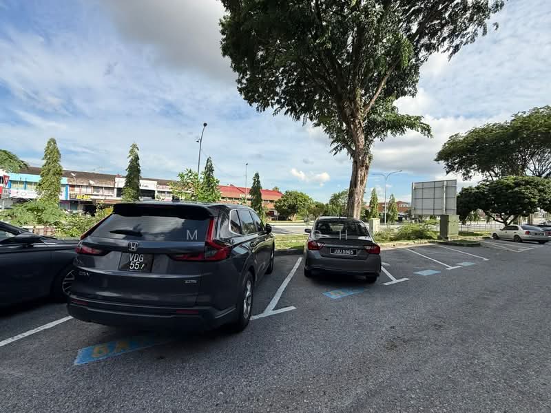 Kedai untuk Disewa di Taman Ungku Tun Aminah (Skudai) - Max Loh - Exterior - PropertyGuru.com.my