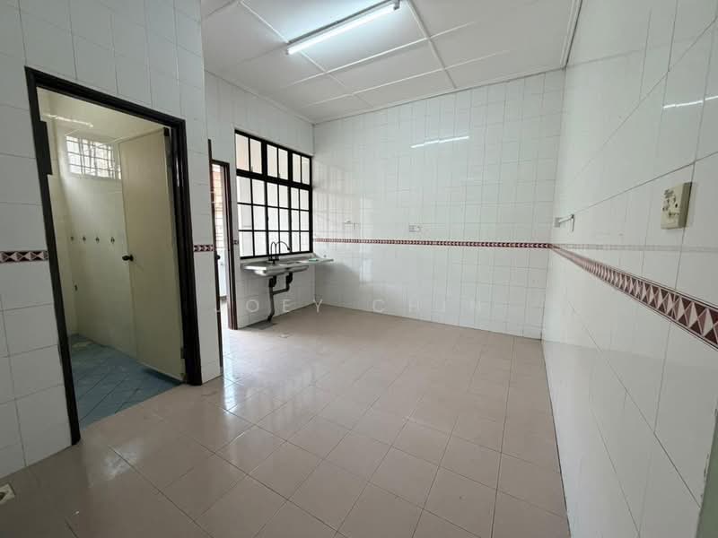 2-storey Terraced House for Sale in Taman Molek (Johor Bahru) - Joey Chin - PropertyGuru.com.my