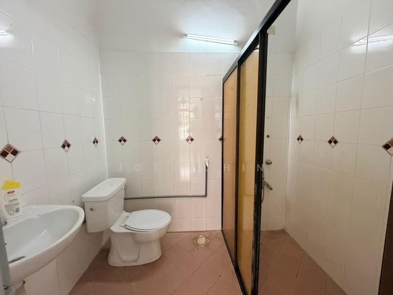 2-storey Terraced House for Sale in Taman Molek (Johor Bahru) - Joey Chin - PropertyGuru.com.my
