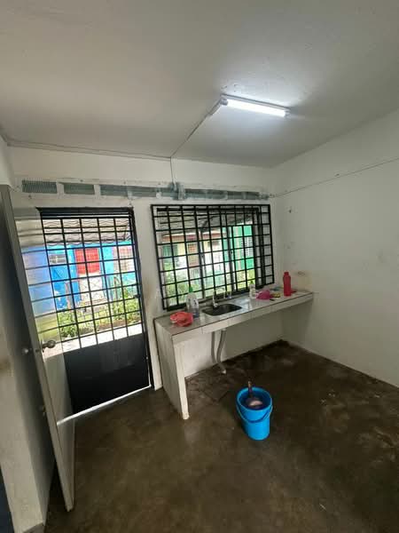 2-storey Terraced House for Sale in Taman Kota Masai (Pasir Gudang) - Kay Ng - Kitchen - PropertyGuru.com.my