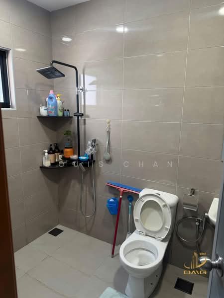 3-storey Terraced House for Sale in Ambang Botanic (Klang) - Louis Chan - Bathroom - PropertyGuru.com.my