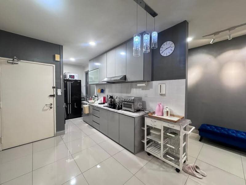 Kondominium untuk Dijual di 228 Kondominium - Alison Chiu - Kitchen - PropertyGuru.com.my