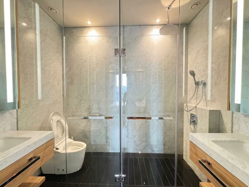 Servis Apartment untuk Disewa di The Conlay - Chia Sin - Bathroom - PropertyGuru.com.my