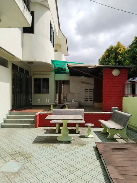 Semi-Detached House for Rent in Happy Garden (Kuchai Lama) - Esharani . - PropertyGuru.com.my