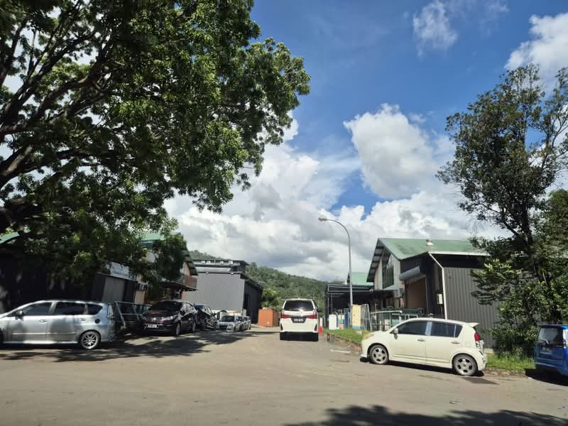Commercial Semi-D for Rent in Kota Kinabalu (Sabah) - Susan . - Exterior - PropertyGuru.com.my