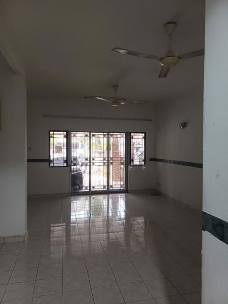 Rumah Teres 2 Tingkat untuk Dijual di Taman Bukit Subang (Shah Alam) - HK Lee - PropertyGuru.com.my
