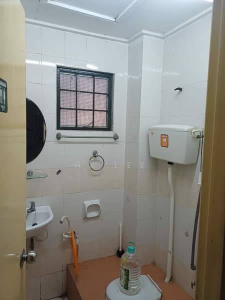 Rumah Teres 2 Tingkat untuk Dijual di Taman Bukit Subang (Shah Alam) - HK Lee - PropertyGuru.com.my