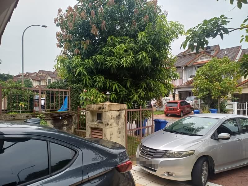Rumah Teres 2 Tingkat untuk Dijual di Taman Bukit Subang (Shah Alam) - HK Lee - PropertyGuru.com.my