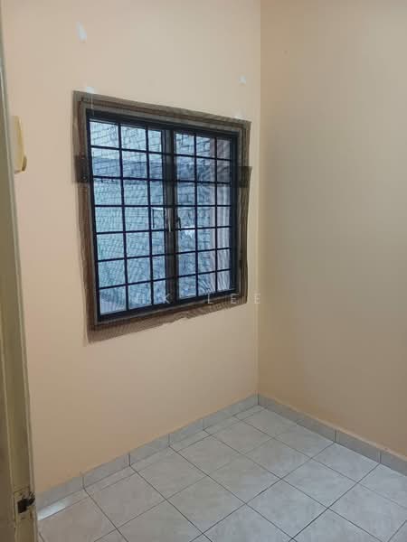 Rumah Teres 2 Tingkat untuk Dijual di Taman Bukit Subang (Shah Alam) - HK Lee - PropertyGuru.com.my