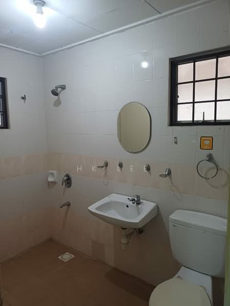 Rumah Teres 2 Tingkat untuk Dijual di Taman Bukit Subang (Shah Alam) - HK Lee - PropertyGuru.com.my
