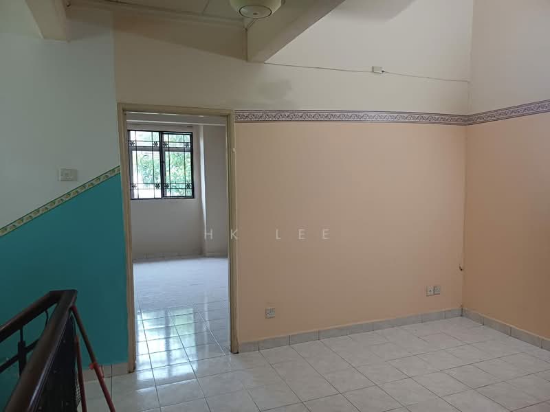 Rumah Teres 2 Tingkat untuk Dijual di Taman Bukit Subang (Shah Alam) - HK Lee - PropertyGuru.com.my