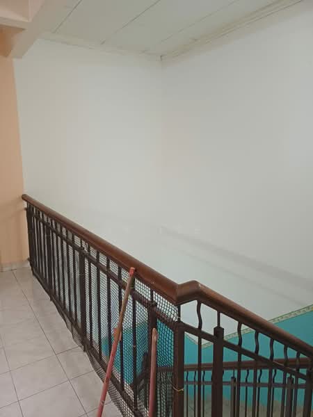 Rumah Teres 2 Tingkat untuk Dijual di Taman Bukit Subang (Shah Alam) - HK Lee - PropertyGuru.com.my