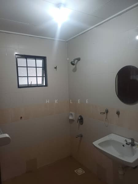 2-storey Terraced House for Sale in Taman Bukit Subang (Shah Alam) - HK Lee - PropertyGuru.com.my
