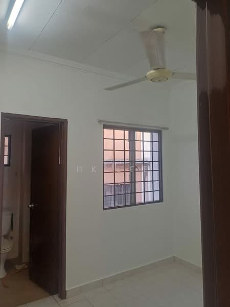 2-storey Terraced House for Sale in Taman Bukit Subang (Shah Alam) - HK Lee - PropertyGuru.com.my