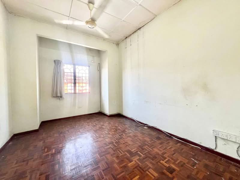 Rumah Teres 2 Tingkat untuk Dijual di Sungai Buloh (Selangor) - Tengku Zairi - PropertyGuru.com.my