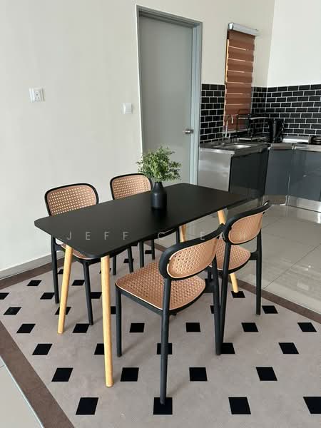 Service Residence for Rent at Nexus @ Kajang Station (Tower C) - Jeff Cheah - Dining Room - PropertyGuru.com.my
