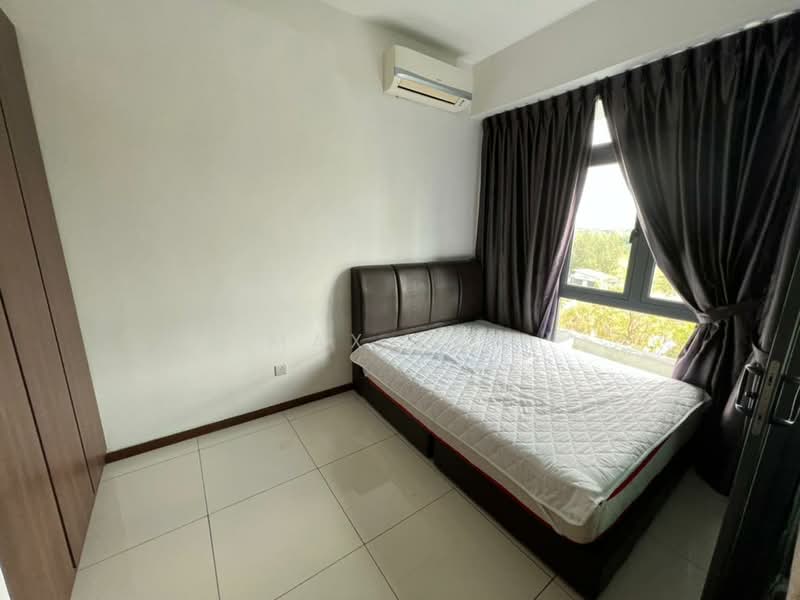 Apartment for Rent at Crescent Bay Suites (Teluk Bayu) - Max Kan - Bedroom - PropertyGuru.com.my