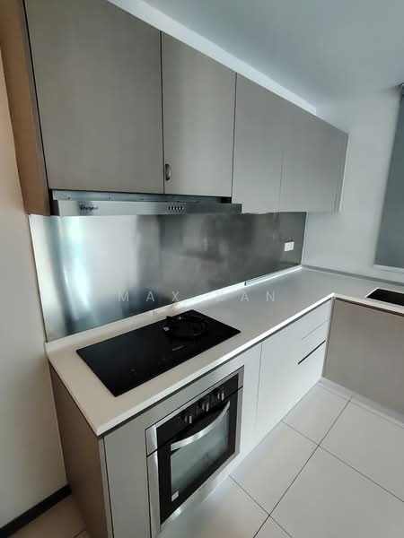 Apartment for Rent at Crescent Bay Suites (Teluk Bayu) - Max Kan - Kitchen - PropertyGuru.com.my