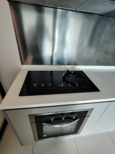 Apartment for Rent at Crescent Bay Suites (Teluk Bayu) - Max Kan - Kitchen - PropertyGuru.com.my