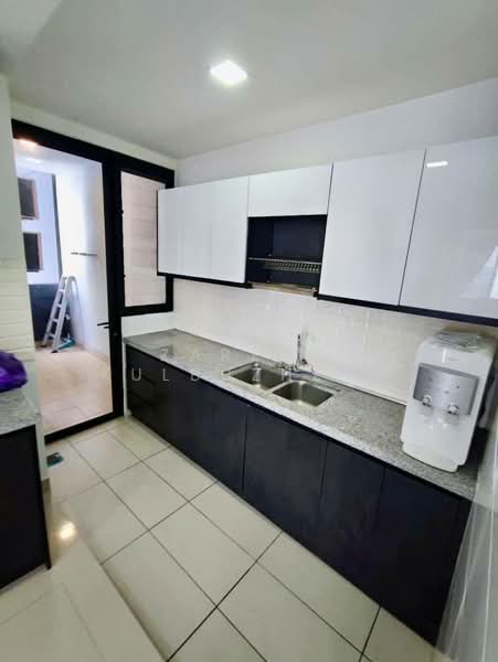 Condominium for Sale at Ken Rimba Condominium 1 - Zarema Kulbuzheva - Kitchen - PropertyGuru.com.my
